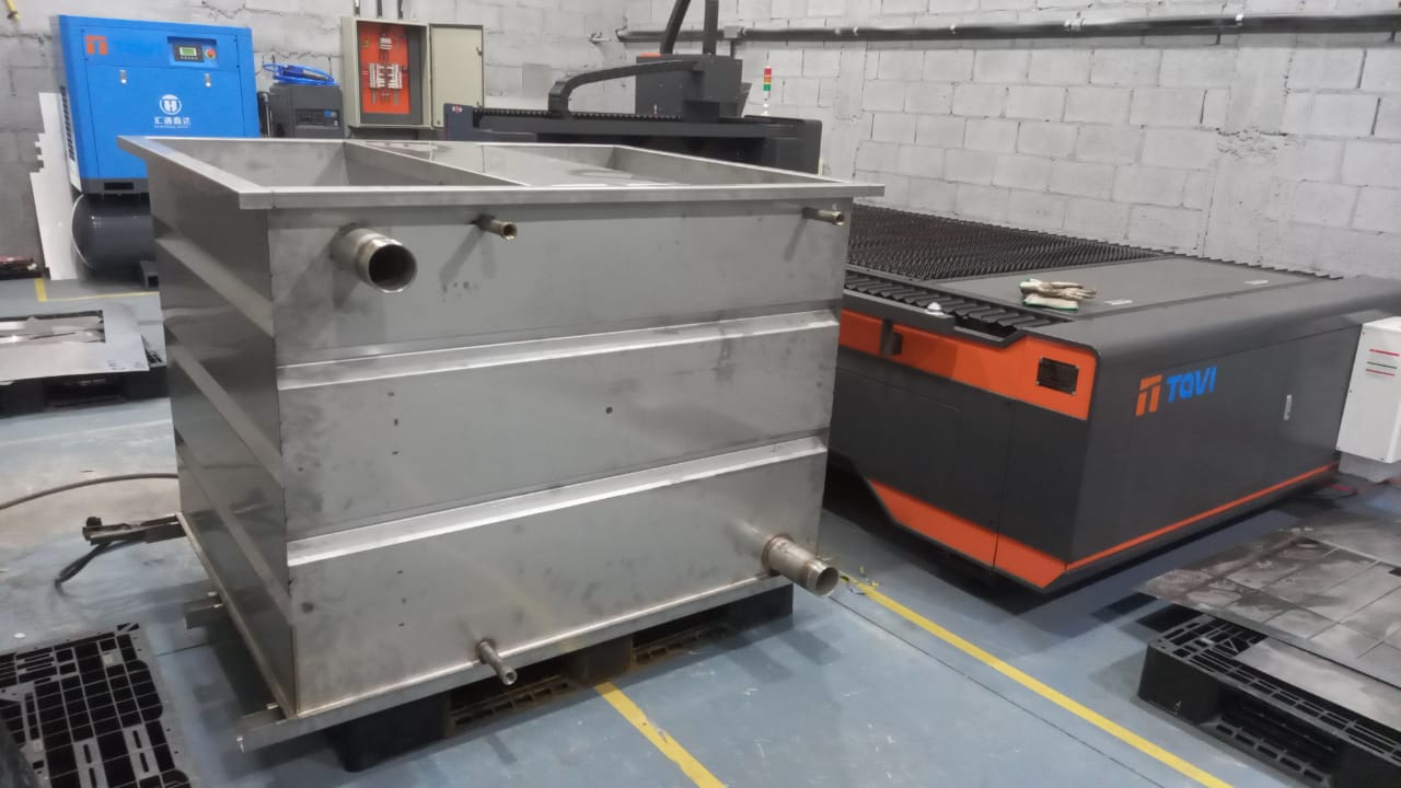 reservatorio em aço inox sm soldas